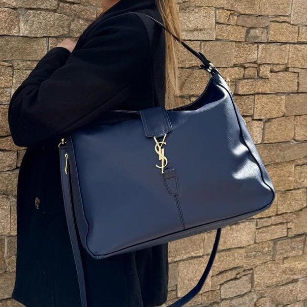 Bolsa de Couro Yves Saint Laurent Serena