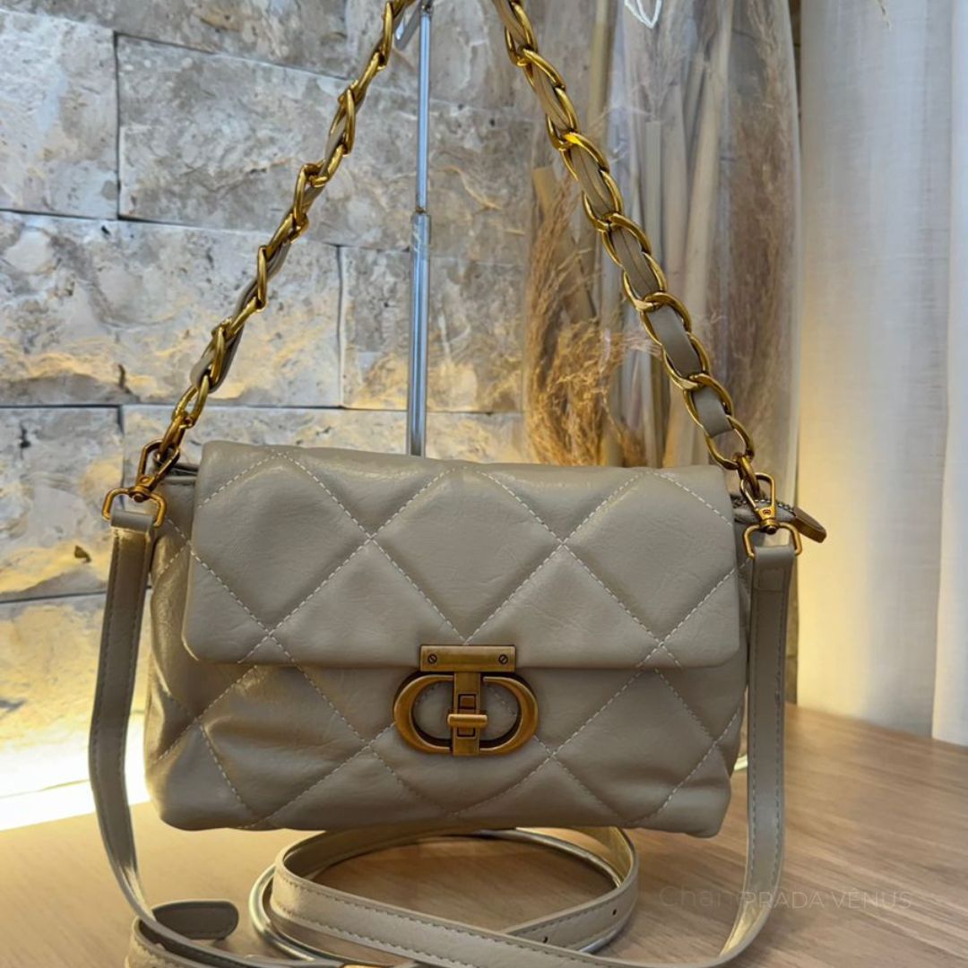 Bolsa Matelassê Feine Bella