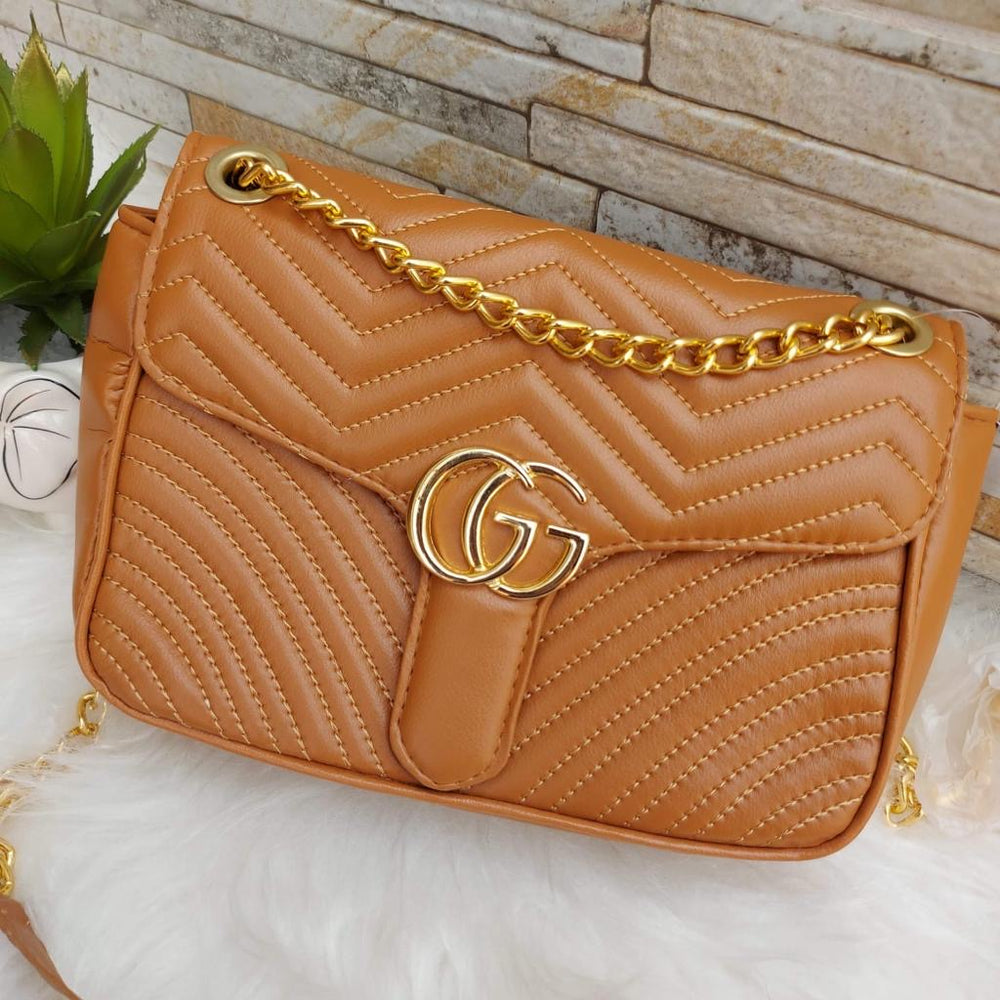 Bolsa Tiracolo de Couro Gucci Marmont Pequena