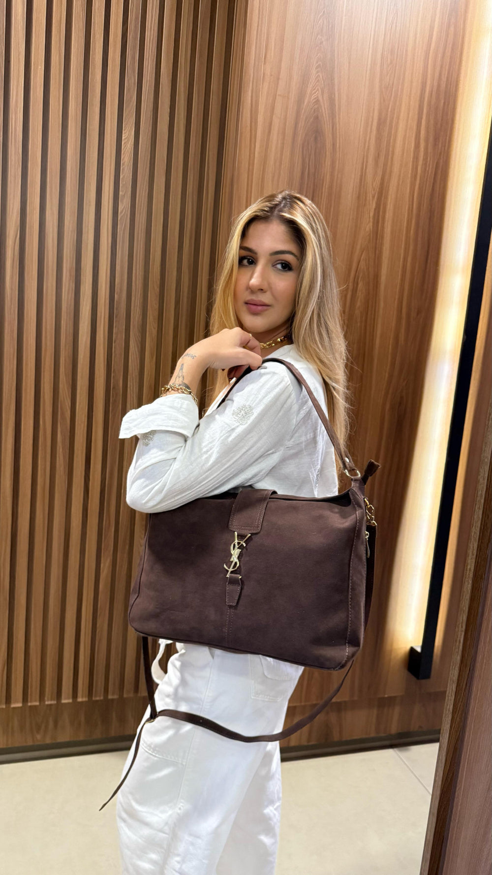 Bolsa de Camurça Yves Saint Laurent Serena