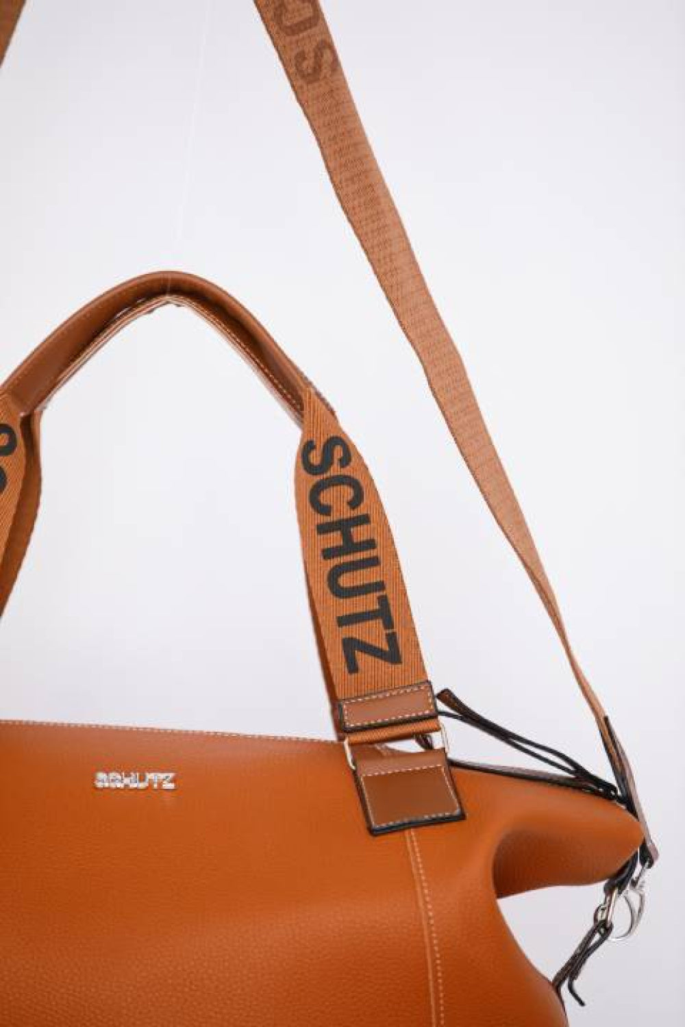 Bolsa Schutz Expansível grande de Couro 2 em 1 + Porta Cartão