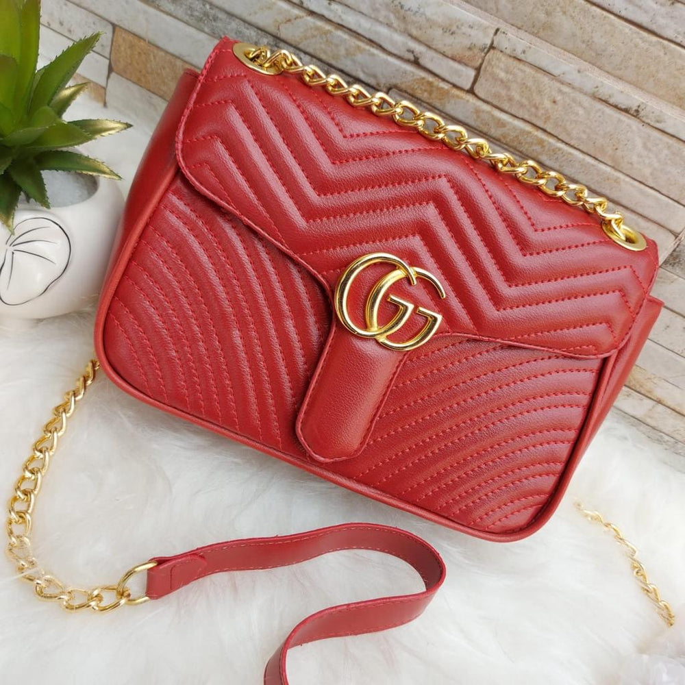 Bolsa Tiracolo de Couro Gucci Marmont Pequena