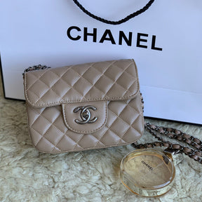 Bolsa Chanel Clássica Mini