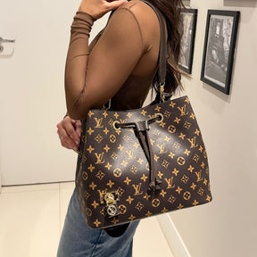 Bolsa Louis Vuitton Charlotte