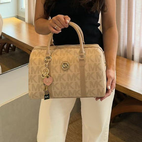 Michael Kors Baú Penelope com Chaveiro