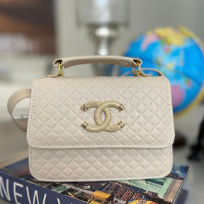 Bolsa Chanel Coco Handle Pequena