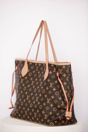 Bolsa Louis Vuitton Grande de Ombro Neverfull GM