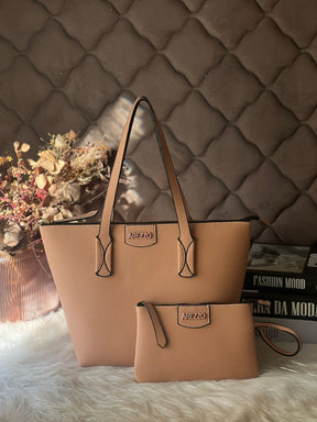 Kit Arezzo de Couro Média com Necessaire