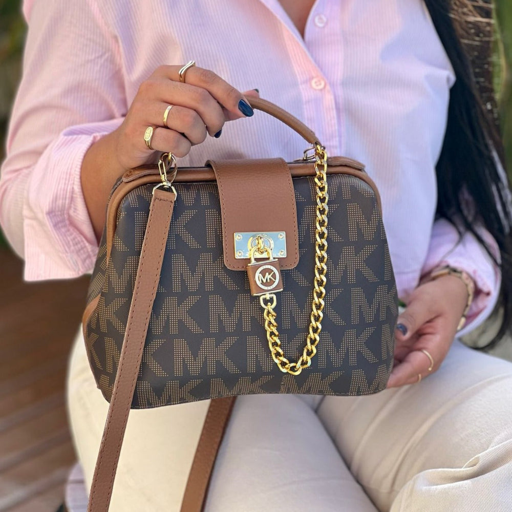 Bolsa Michael Kors Baú Transversal com Corrente