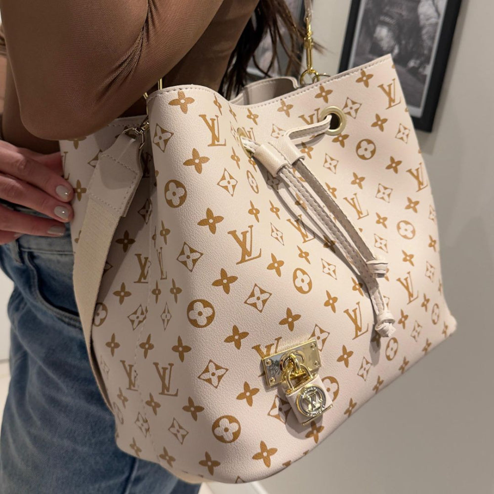 Bolsa Louis Vuitton Charlotte