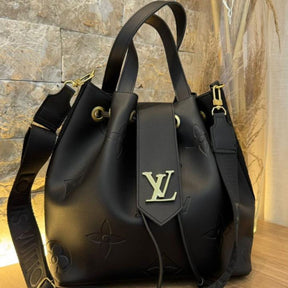 Bolsa Louis Vuitton Corinne