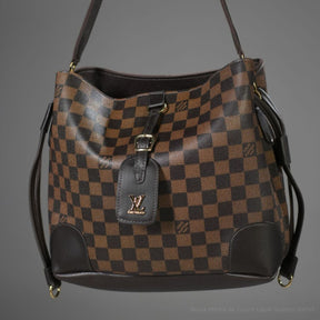 Bolsa Média de Couro Louis Vuitton Astrid