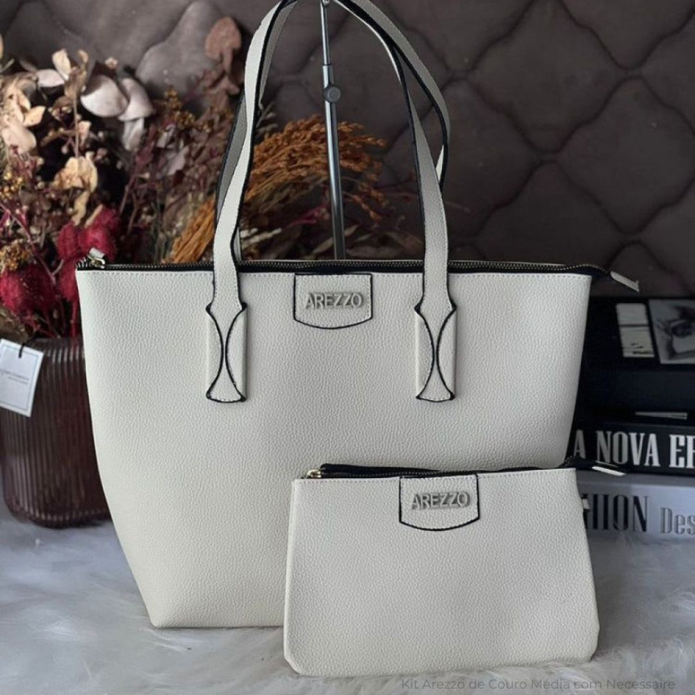 Kit Arezzo de Couro Média com Necessaire