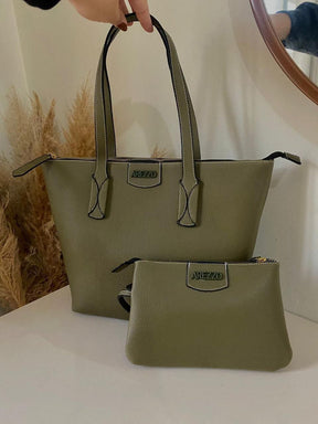 Kit Arezzo de Couro Média com Necessaire